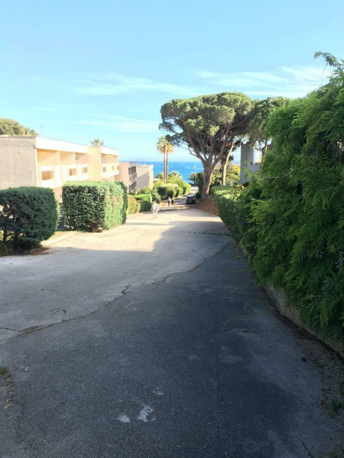Les Hameaux De Provence - Piscine Et Place De Parking Privee - Acces Plage Et Sentier Du Littoral Bandol Exteriör bild